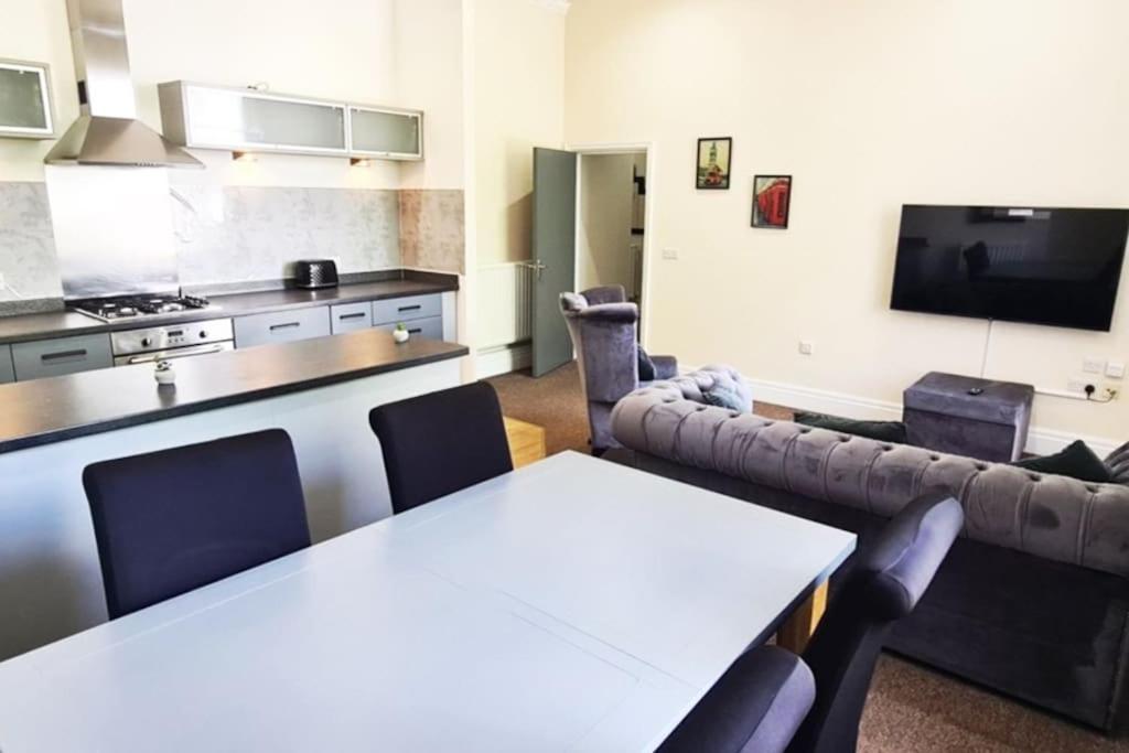 פרסטון Luxury 2 Bed 2 Bath Suite מראה חיצוני תמונה