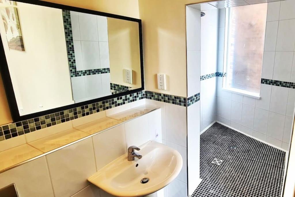 פרסטון Luxury 2 Bed 2 Bath Suite מראה חיצוני תמונה